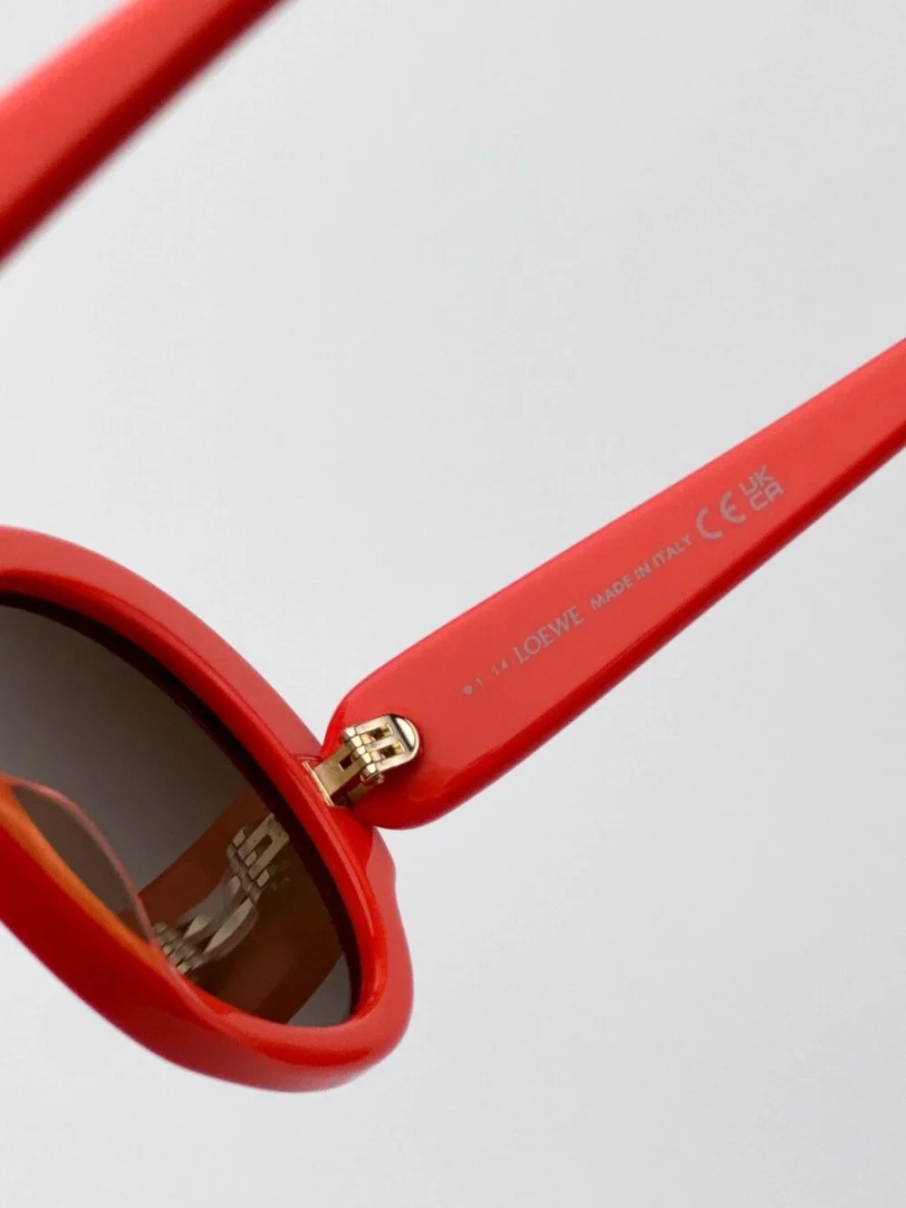 LOEWE LW40135I 42E SHINY ORANGE ROUND SUNGLASSES